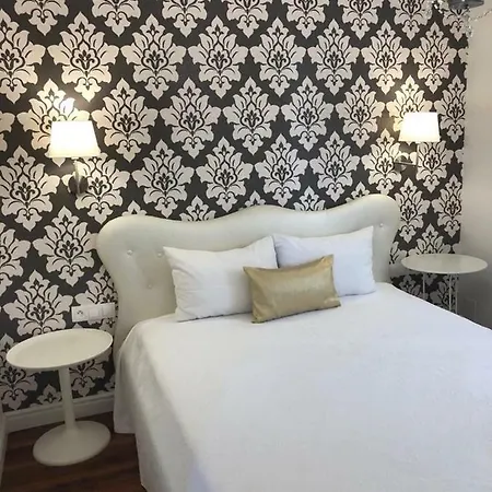 Perla Hvar 4*